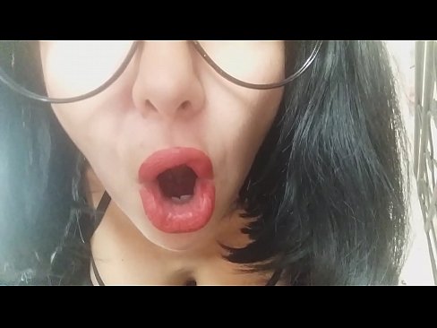 ❤️ Honey, hooyadaa anoo ah hooyadaa kuma ogolaan doonto inaad iskuul aado maanta... aad baan kuugu baahanahay... Galmo ❌